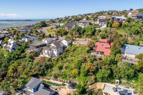 Photo of property in 9 Challis Place, Mount Pleasant, Christchurch, 8081