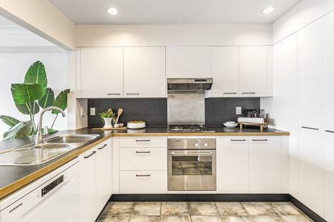 Photo of property in 2d/10 Augustus Terrace, Parnell, Auckland, 1052