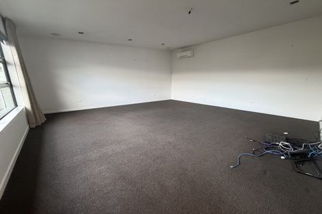 Photo of property in 16 Charlotte Way, Raumati South, Paraparaumu, 5032