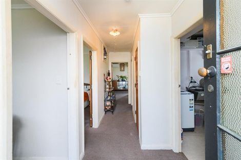 Photo of property in 28 Ahuru Street, Marton, 4710