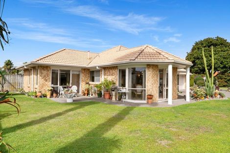 Photo of property in 67 Gravatt Road, Papamoa Beach, Papamoa, 3118