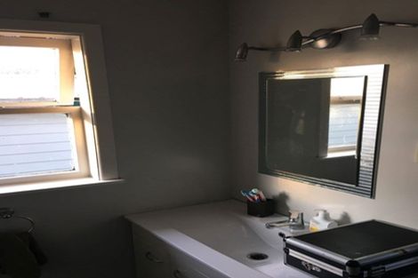 Photo of property in 2/170 Old Wairoa Road, Papakura, 2110