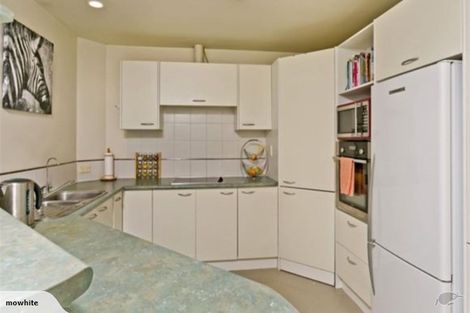 Photo of property in 16 Bluebird Crescent, Unsworth Heights, Auckland, 0632