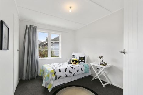 Photo of property in 62 Main Road, Wainuiomata, Lower Hutt, 5014