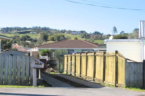 Photo of property in 104 Dominion Road, Papakura, 2110