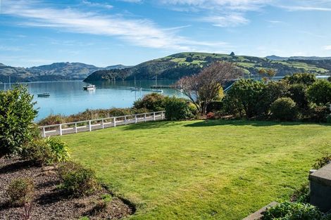 Photo of property in 113 Beach Road, Akaroa, 7520