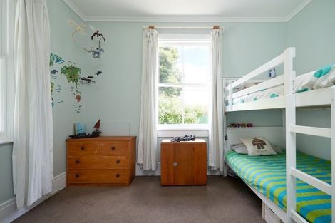 Photo of property in 26 Main Street, Hospital Hill, Napier, 4110