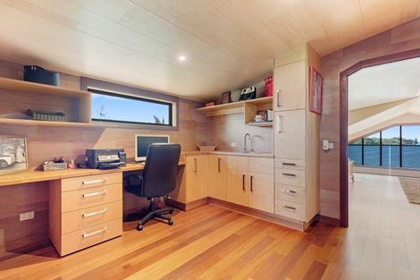 Photo of property in 177 Welcome Bay Road, Welcome Bay, Tauranga, 3112