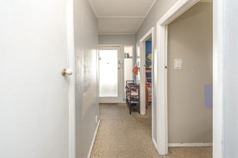 Photo of property in 51 Swiss Avenue, Gonville, Whanganui, 4501