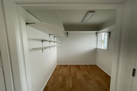 Photo of property in 10 Madison Place, Forrest Hill, Auckland, 0620