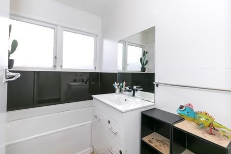 Photo of property in 16 Lethborg Street, Dinsdale, Hamilton, 3204