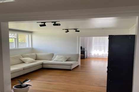 Photo of property in 2 Tainui Street, Meremere, Mercer, 2474