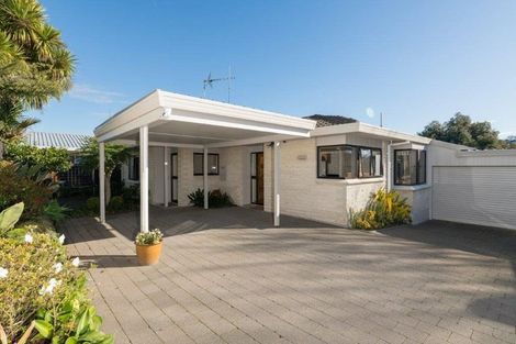 Photo of property in 11 Goods Road, Otumoetai, Tauranga, 3110