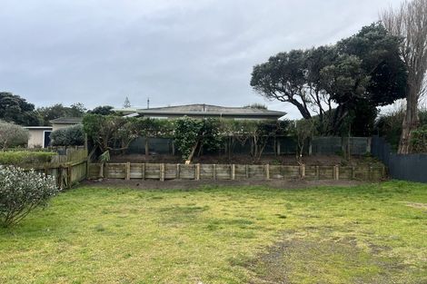 Photo of property in 7 Ngaio Street, Otaki Beach, Otaki, 5512