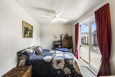 Photo of property in 11 Second Avenue, Glenbrook, Waiuku, 2681