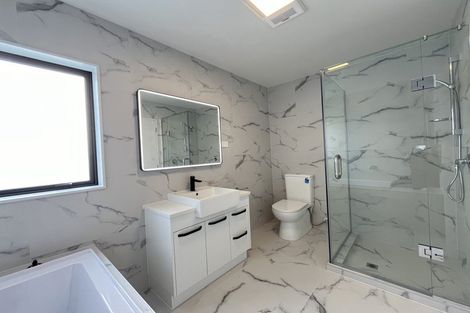 Photo of property in 10d Mantra Road, Massey, Auckland, 0614