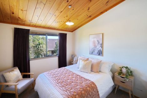 Photo of property in 8 Panckhurst Drive, Woodend, 7610