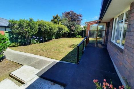Photo of property in 2/119 Marlow Road, Aranui, Christchurch, 8061
