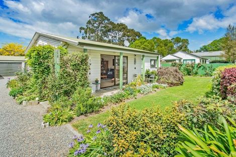 Photo of property in 8 Saint James Street, Southbridge, 7602