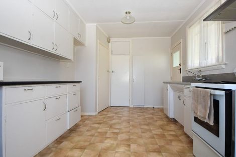 Photo of property in 132 Pembroke Street, Carterton, 5713