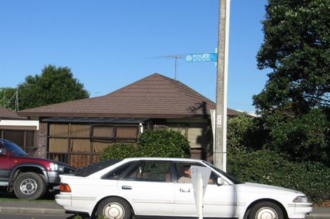 Photo of property in 2/36 Riverside Road, Orewa, 0931