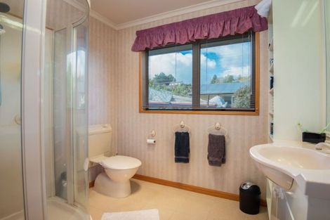 Photo of property in 4a Chatham Street, Waihola, Milton, 9073