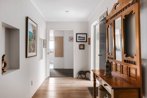 Photo of property in 17 Lynley Park Drive, Omokoroa, 3114