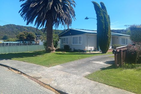 Photo of property in 83 Karamu Crescent, Wainuiomata, Lower Hutt, 5014