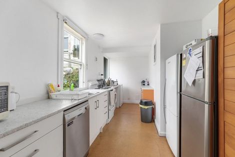 Photo of property in 31 Devon Street, Aro Valley, Wellington, 6021