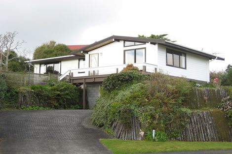 Photo of property in 8 Bronte Place, Whalers Gate, New Plymouth, 4310
