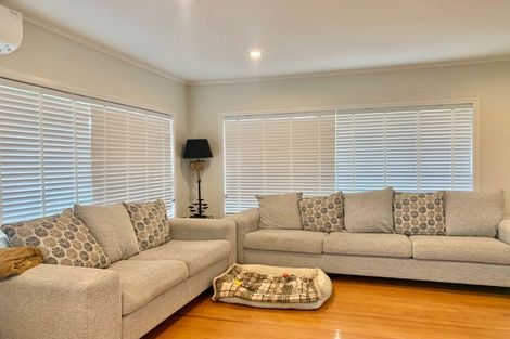Photo of property in 2/300 Lake Road, Hauraki, Auckland, 0622