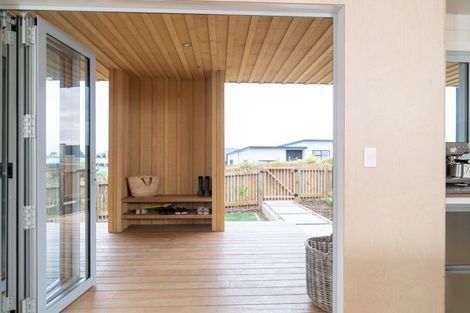 Photo of property in 8 Maataitai Road, Raglan, 3225