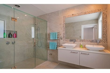 Photo of property in 25 Springbok Avenue, Whitianga, 3510