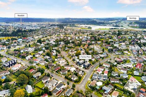 Photo of property in 6c Athena Drive, Totara Vale, Auckland, 0629