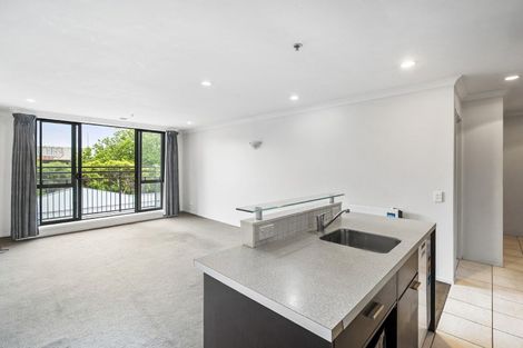 Photo of property in 2j/160 Symonds Street, Eden Terrace, Auckland, 1010