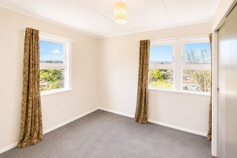 Photo of property in 50 Kotuku Street, Elsdon, Porirua, 5022