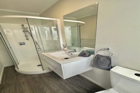 Photo of property in 48 Fyvie Avenue, Tawa, Wellington, 5028