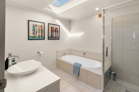 Photo of property in 42 Mcdougall Avenue, St Albans, Christchurch, 8014