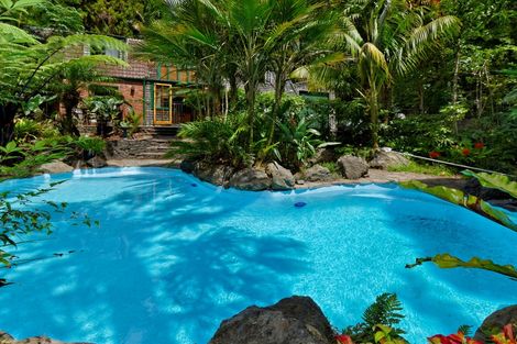 Photo of property in 31 Napuka Road, Henderson Valley, Auckland, 0612