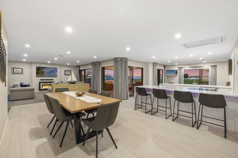 Photo of property in 26 Harbour View Road, Omokoroa, 3114