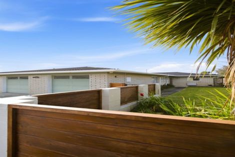 Photo of property in 34 Truby King Street, Merrilands, New Plymouth, 4312