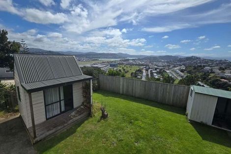 Photo of property in 6 Kekerenga Street, Strathmore Park, Wellington, 6022