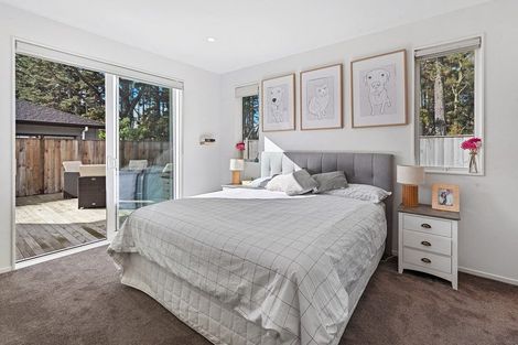 Photo of property in 28 Konoba Avenue, Kumeu, 0810