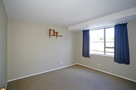 Photo of property in 38 Camberwell Place, Avonhead, Christchurch, 8042