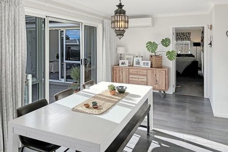 Photo of property in 38a Brookvale Road, Havelock North, 4130