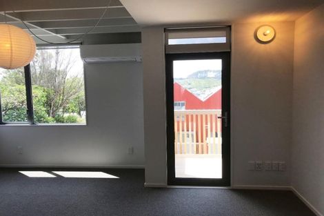 Photo of property in 383 Adelaide Road, Newtown, Wellington, 6021