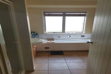 Photo of property in 14 Aviara Court, Northpark, Auckland, 2013