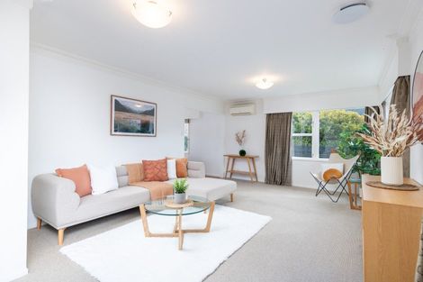 Photo of property in 10 Matuku Street, Heretaunga, Upper Hutt, 5018