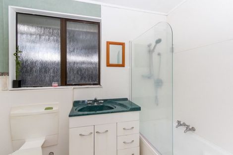 Photo of property in 42 Glamis Avenue, Bell Block, New Plymouth, 4312