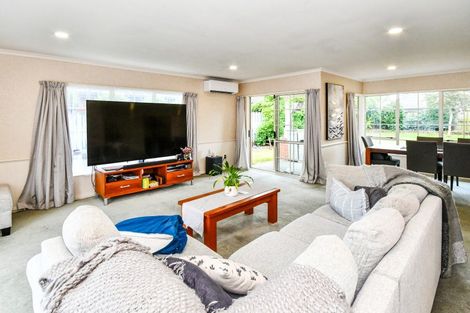 Photo of property in 13 Moss Crescent, Takanini, 2112